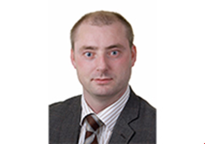 Fotografi av stortingsrepresentant Robert Eriksson (Frp)